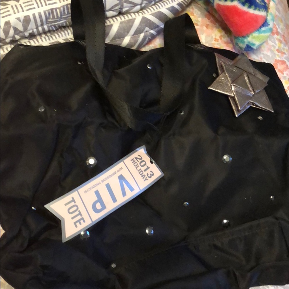 Rare 2013 VIP B&B tote